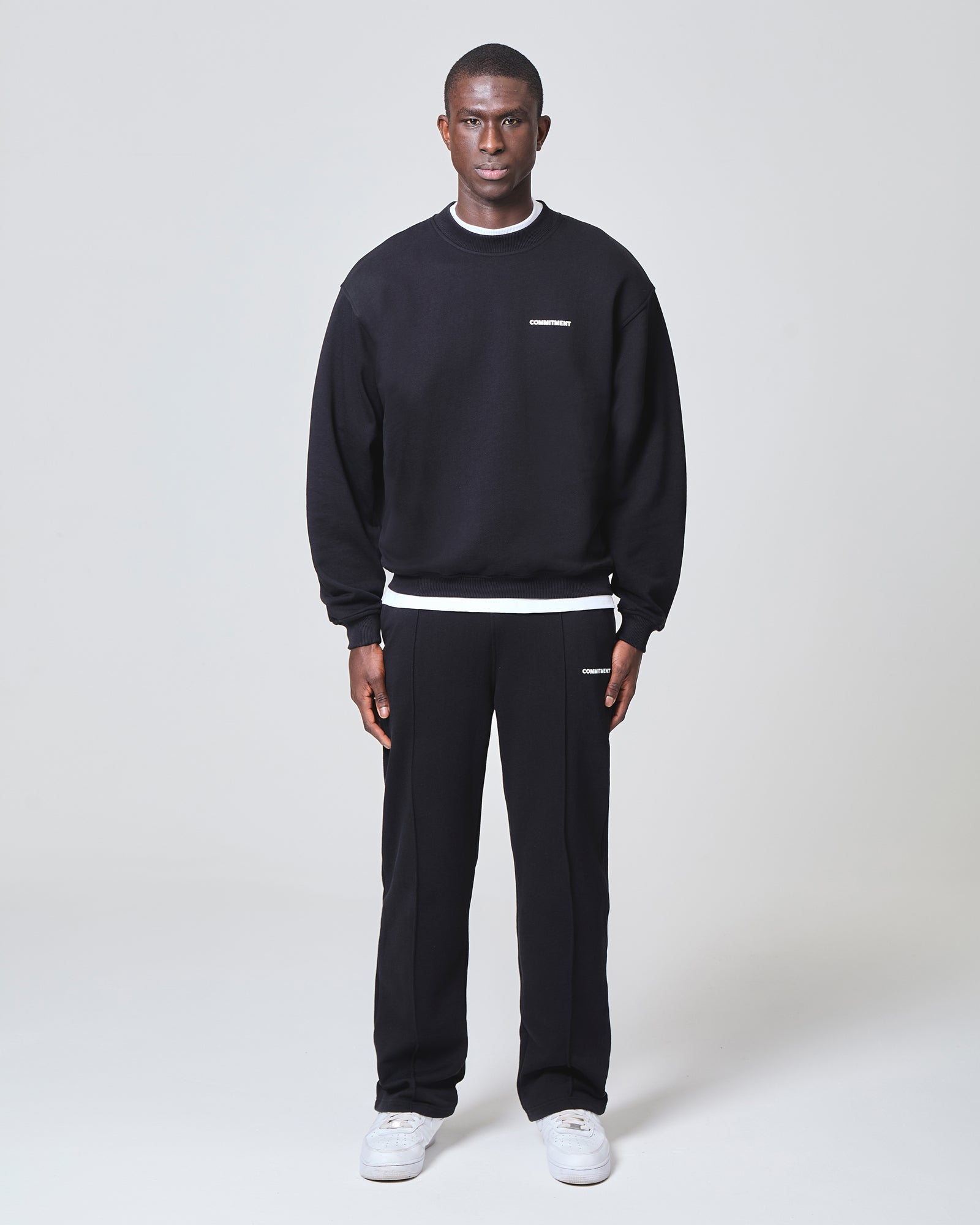 Script Sweatshirt - Black