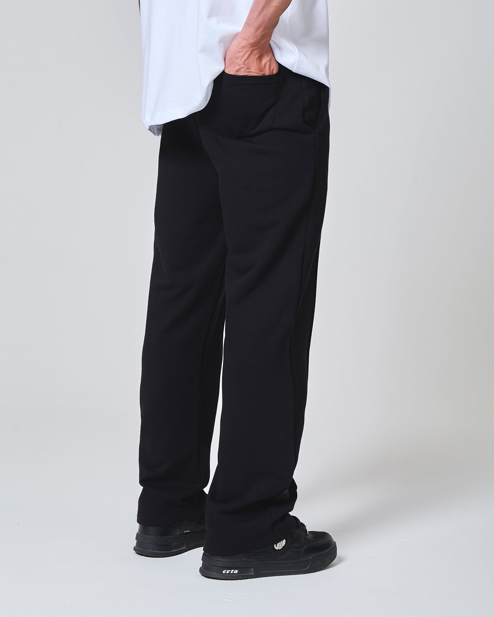 Pleated Sweatpant - Black